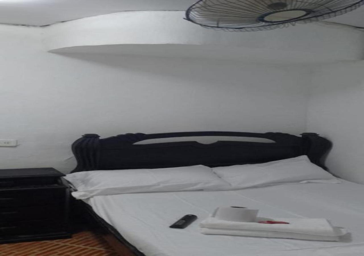 #10-33 Guest house Cartagena